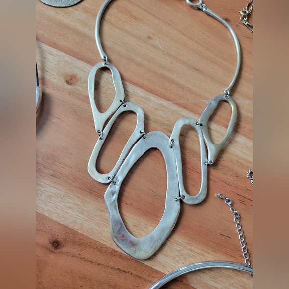 Assorted Silver Jewelry Set - Picture 4 of 4